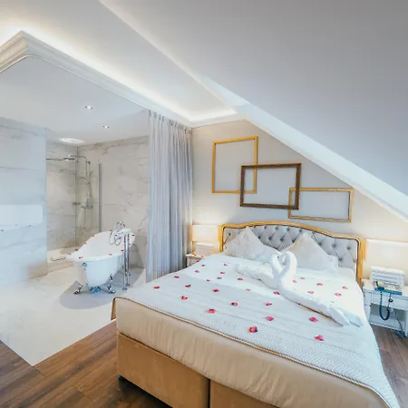 מלון Chateau D'urspelt 4*