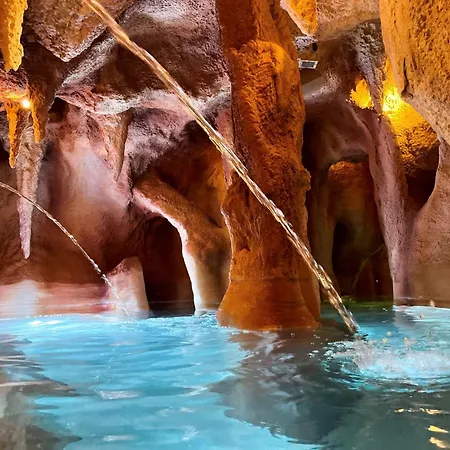 Chateau D'urspelt מלון 4*