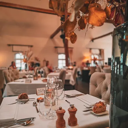 Chateau D'urspelt Hotel 4*