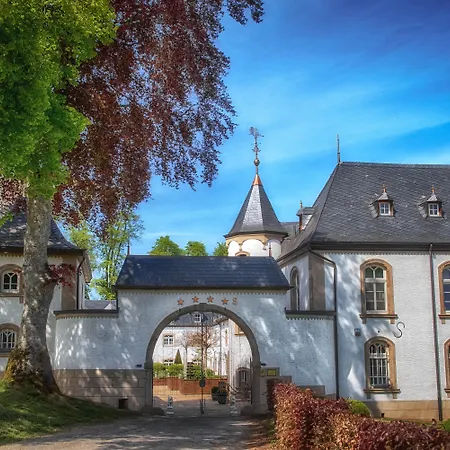 Hotel Chateau D'urspelt