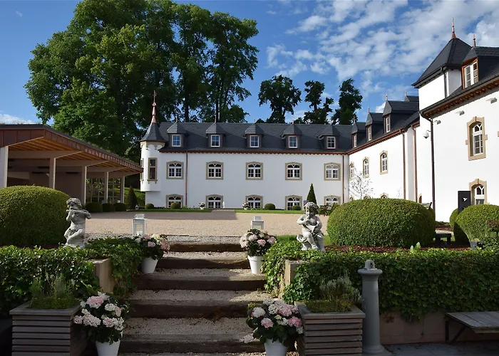 Chateau D'urspelt Hotel 4*